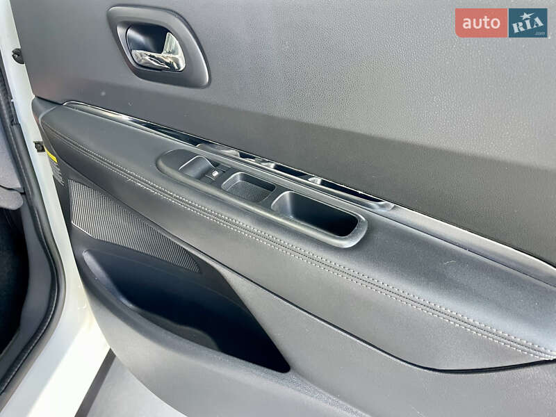 Внедорожник / Кроссовер Peugeot 3008 2014 в Стрые