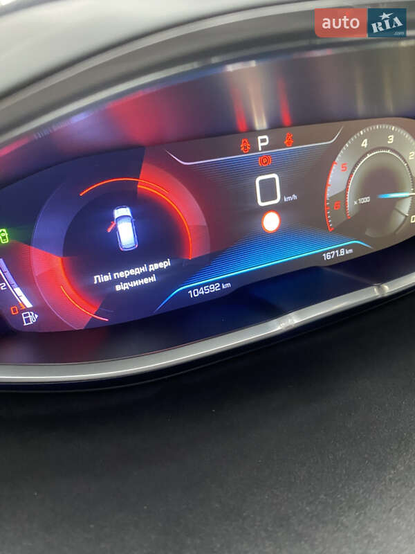 Внедорожник / Кроссовер Peugeot 3008 2017 в Харькове фото 10 Внедорожник / Кроссовер Peugeot 3008 2017 в Харькове
