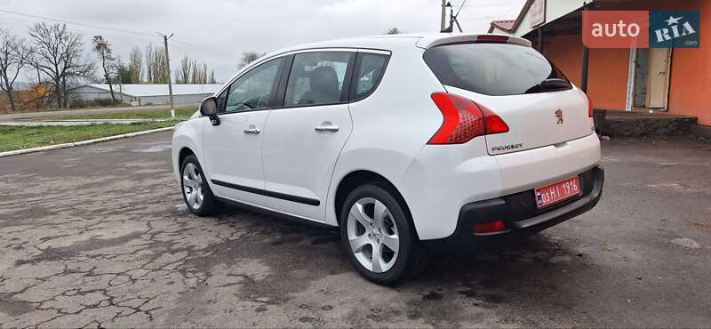 Внедорожник / Кроссовер Peugeot 3008 2012 в Новоархангельске