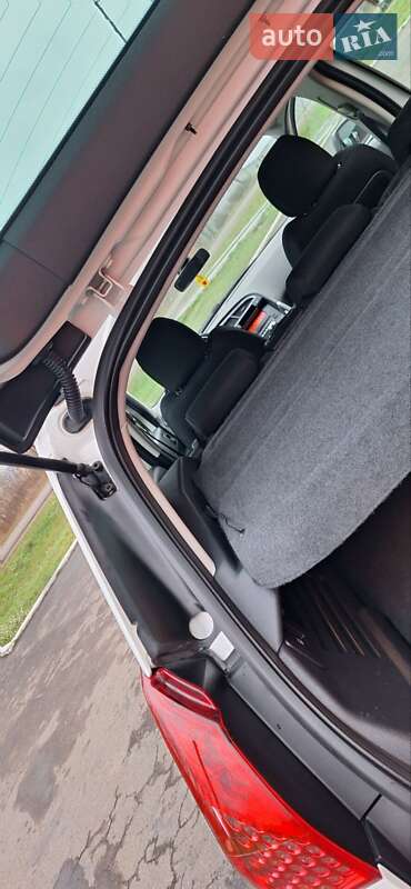 Внедорожник / Кроссовер Peugeot 3008 2012 в Новоархангельске