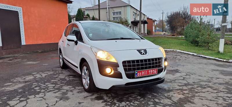Внедорожник / Кроссовер Peugeot 3008 2012 в Новоархангельске
