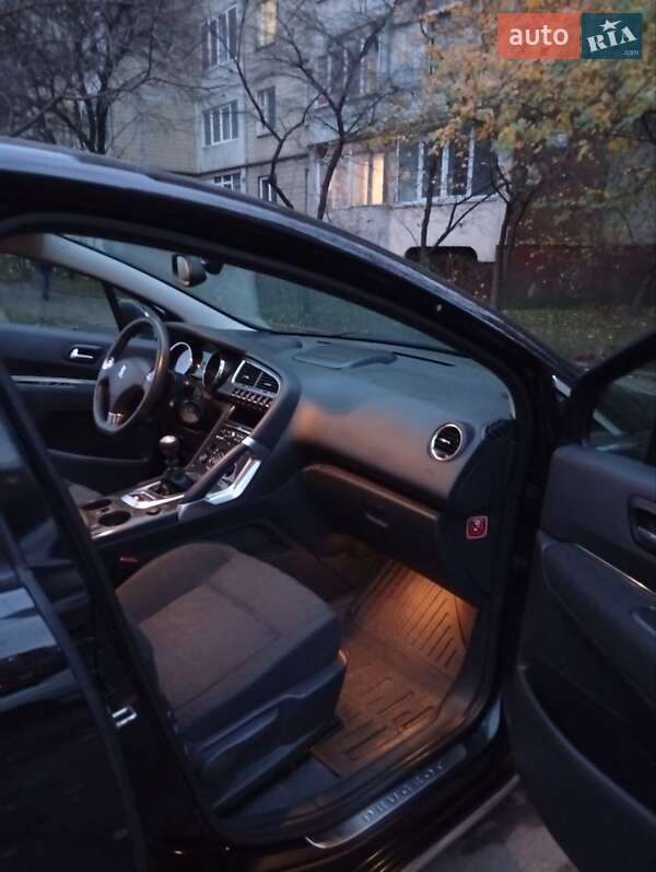 Внедорожник / Кроссовер Peugeot 3008 2012 в Львове фото 15 Внедорожник / Кроссовер Peugeot 3008 2012 в Львове