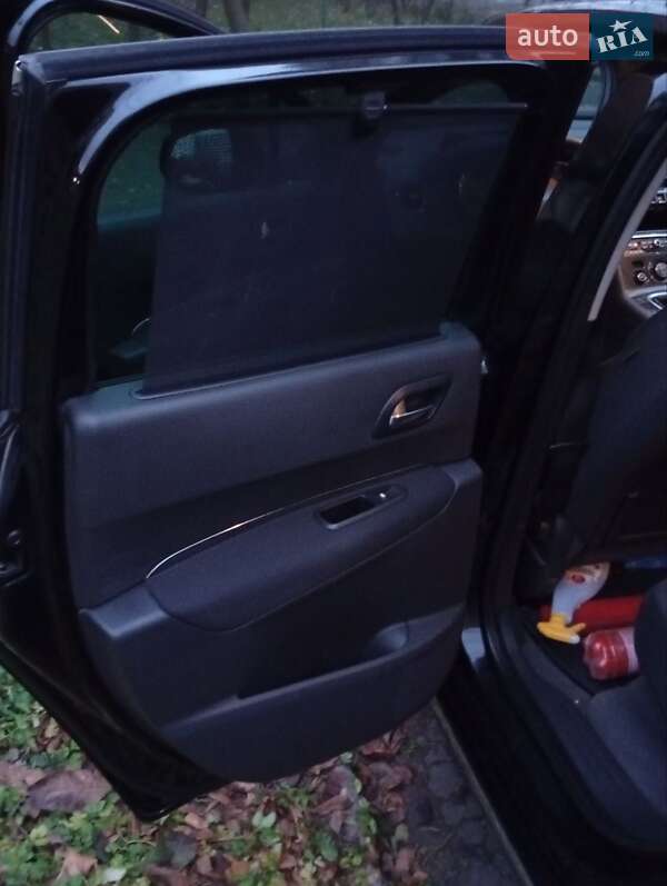 Внедорожник / Кроссовер Peugeot 3008 2012 в Львове фото 23 Внедорожник / Кроссовер Peugeot 3008 2012 в Львове