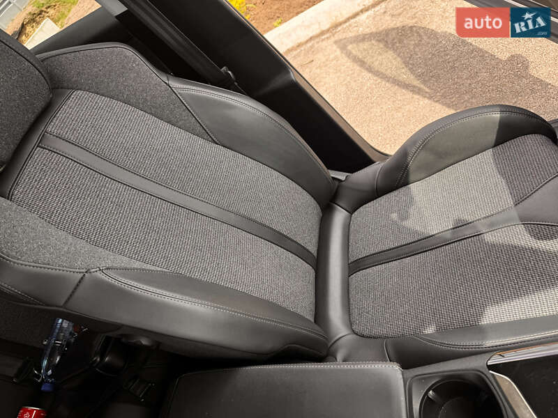 Внедорожник / Кроссовер Peugeot 3008 2020 в Киеве фото 43 Внедорожник / Кроссовер Peugeot 3008 2020 в Киеве