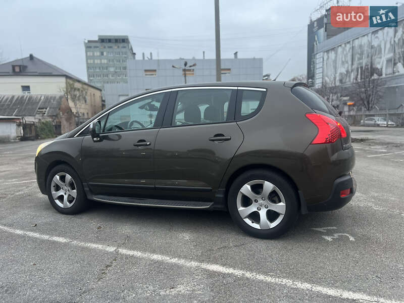 Позашляховик / Кросовер Peugeot 3008 2011 в Дніпрі