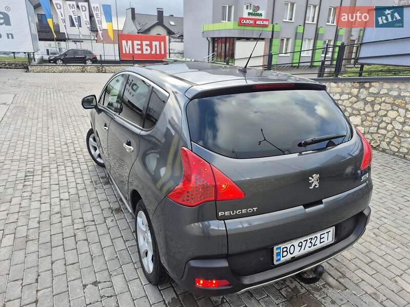 Внедорожник / Кроссовер Peugeot 3008 2011 в Тернополе