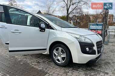 Внедорожник / Кроссовер Peugeot 3008 2011 в Староконстантинове