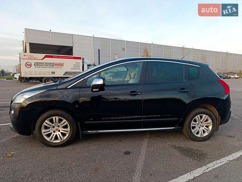 Позашляховик / Кросовер Peugeot 3008 2010 в Рівному