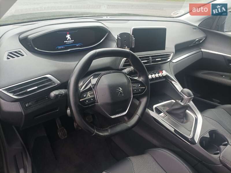 Внедорожник / Кроссовер Peugeot 3008 2017 в Красилове