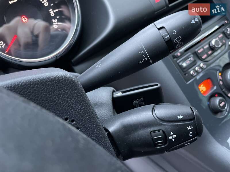 Внедорожник / Кроссовер Peugeot 3008 2015 в Сумах