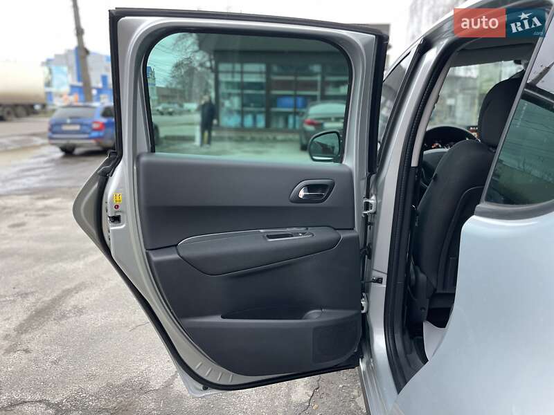 Внедорожник / Кроссовер Peugeot 3008 2015 в Сумах