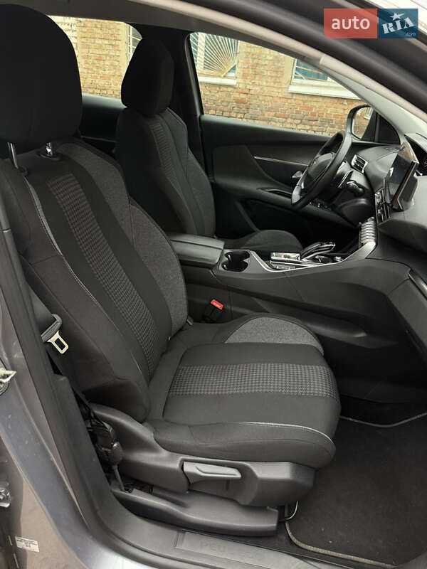 Внедорожник / Кроссовер Peugeot 3008 2021 в Черкассах фото 24 Внедорожник / Кроссовер Peugeot 3008 2021 в Черкассах