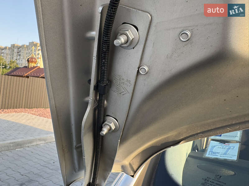 Позашляховик / Кросовер Peugeot 3008 2014 в Хмельницькому