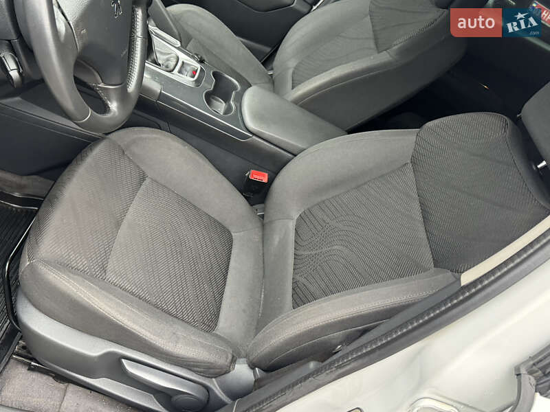 Внедорожник / Кроссовер Peugeot 3008 2012 в Коломые фото 16 Внедорожник / Кроссовер Peugeot 3008 2012 в Коломые