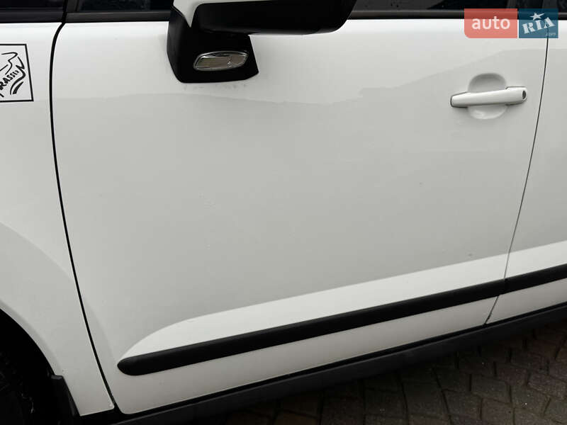 Внедорожник / Кроссовер Peugeot 3008 2012 в Коломые фото 38 Внедорожник / Кроссовер Peugeot 3008 2012 в Коломые