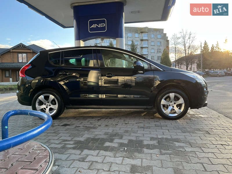Позашляховик / Кросовер Peugeot 3008 2010 в Дубні