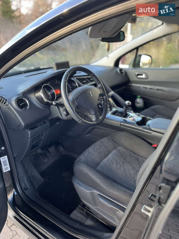 Позашляховик / Кросовер Peugeot 3008 2010 в Дубні