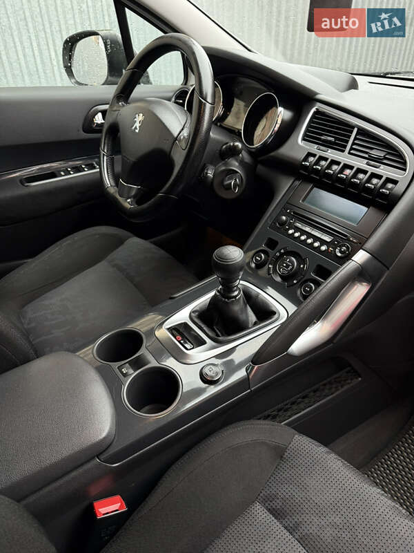 Внедорожник / Кроссовер Peugeot 3008 2010 в Тернополе