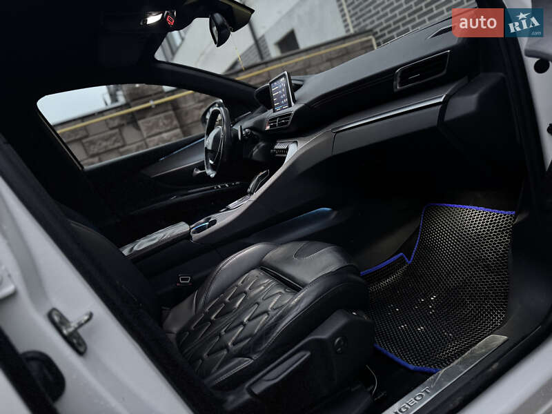 Внедорожник / Кроссовер Peugeot 3008 2017 в Луцке