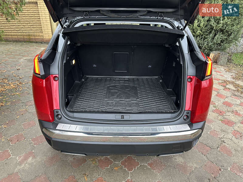 Внедорожник / Кроссовер Peugeot 3008 2020 в Киеве
