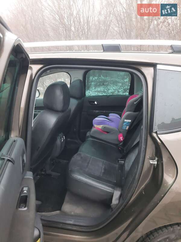 Внедорожник / Кроссовер Peugeot 3008 2010 в Чорткове фото 12 Внедорожник / Кроссовер Peugeot 3008 2010 в Чорткове