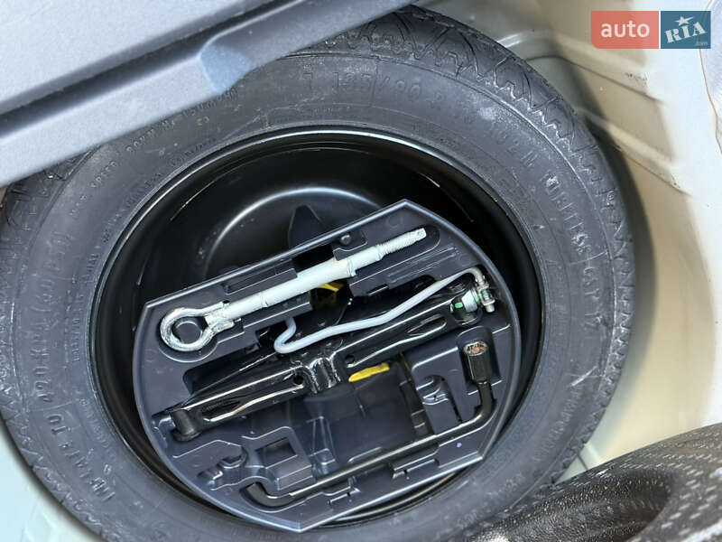 Внедорожник / Кроссовер Peugeot 3008 2014 в Стрые