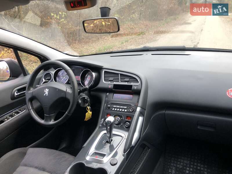 Внедорожник / Кроссовер Peugeot 3008 2010 в Галиче