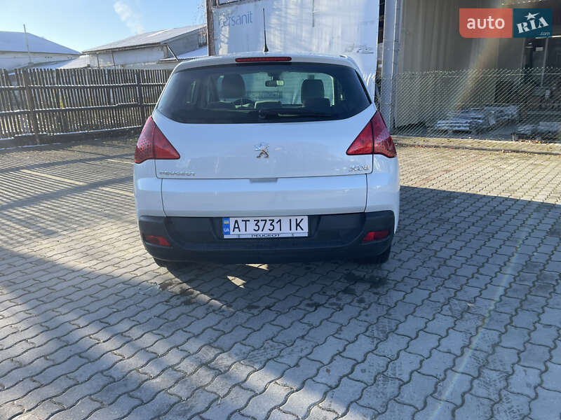 Внедорожник / Кроссовер Peugeot 3008 2011 в Калуше