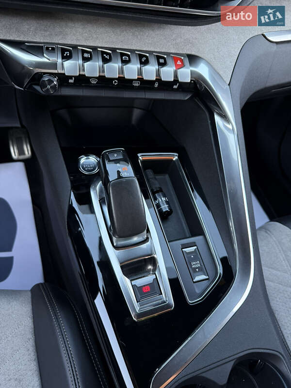 Внедорожник / Кроссовер Peugeot 3008 2021 в Дубно