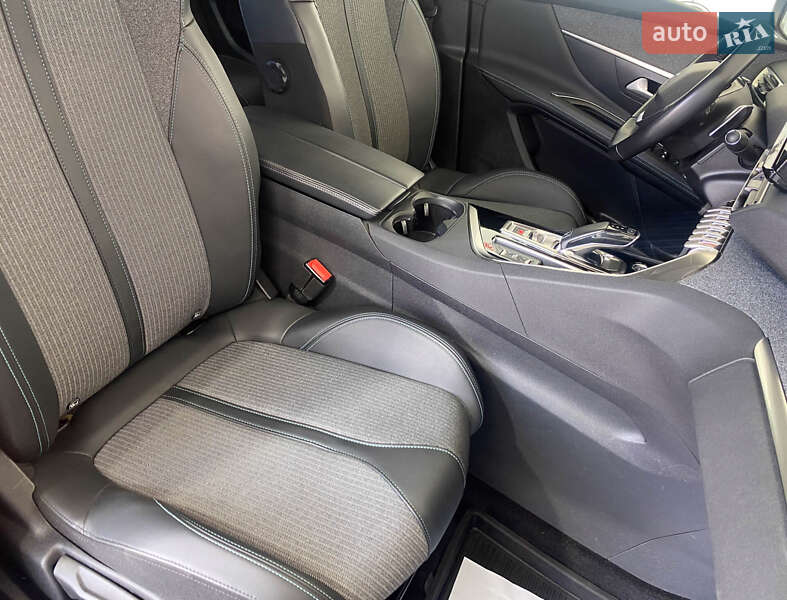 Внедорожник / Кроссовер Peugeot 3008 2020 в Львове