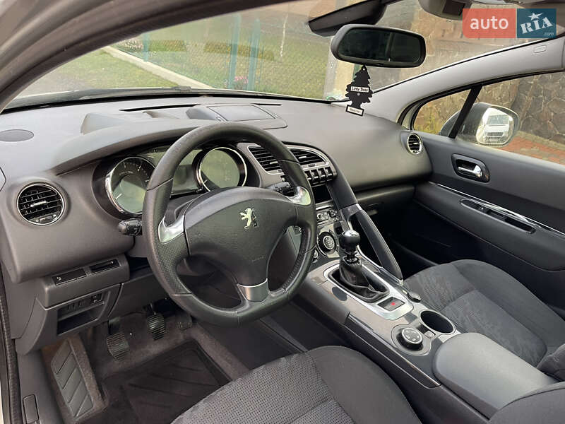 Внедорожник / Кроссовер Peugeot 3008 2013 в Дубно фото 17 Внедорожник / Кроссовер Peugeot 3008 2013 в Дубно
