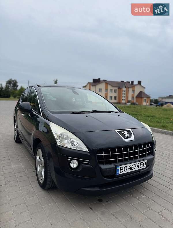 Внедорожник / Кроссовер Peugeot 3008 2011 в Тернополе