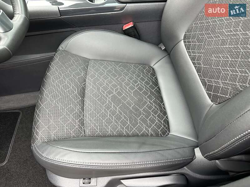 Внедорожник / Кроссовер Peugeot 3008 2016 в Луцке