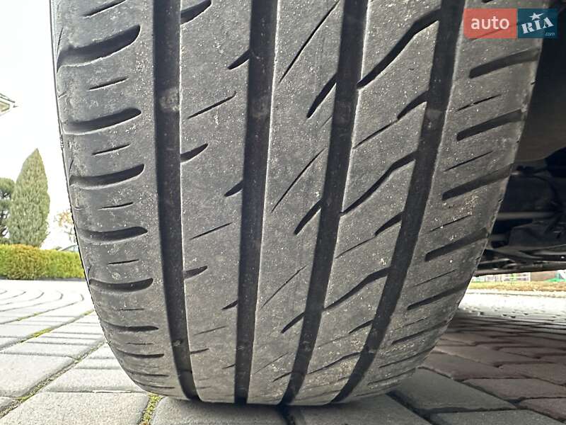 Внедорожник / Кроссовер Peugeot 3008 2016 в Луцке