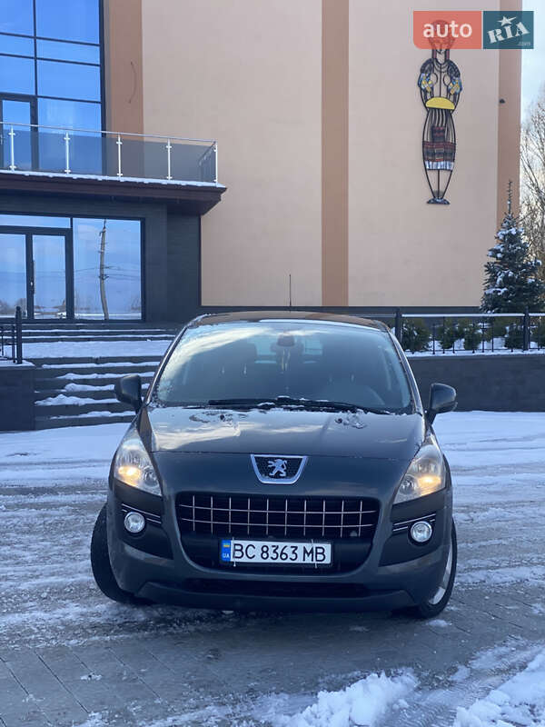 Внедорожник / Кроссовер Peugeot 3008 2010 в Городке
