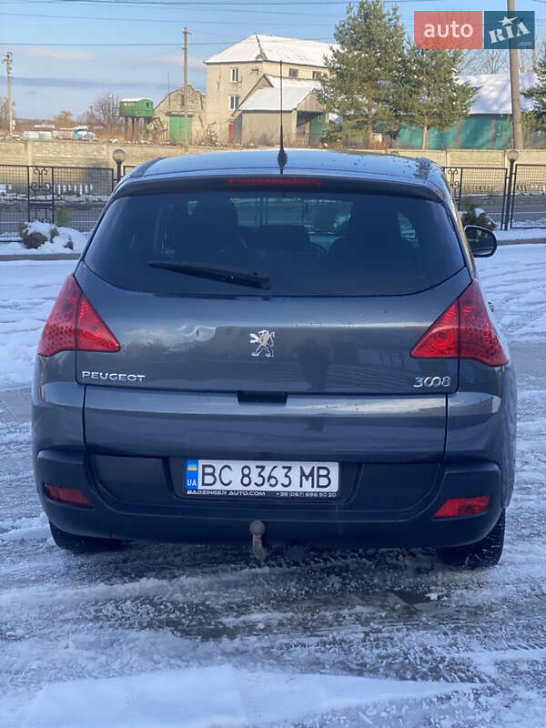 Внедорожник / Кроссовер Peugeot 3008 2010 в Городке