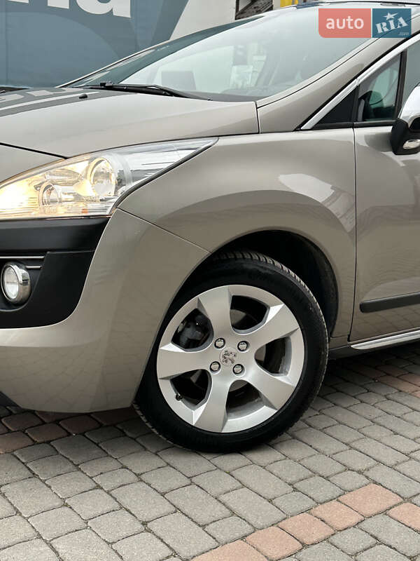 Внедорожник / Кроссовер Peugeot 3008 2014 в Тернополе