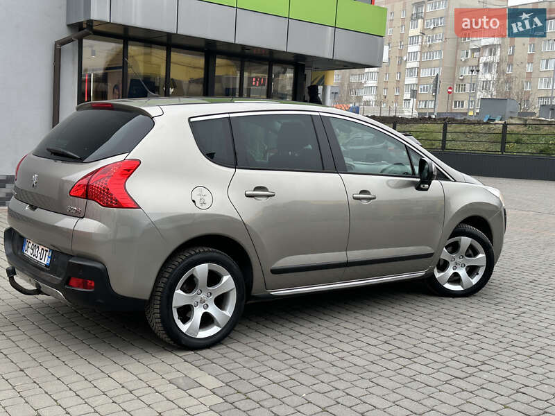 Внедорожник / Кроссовер Peugeot 3008 2014 в Тернополе