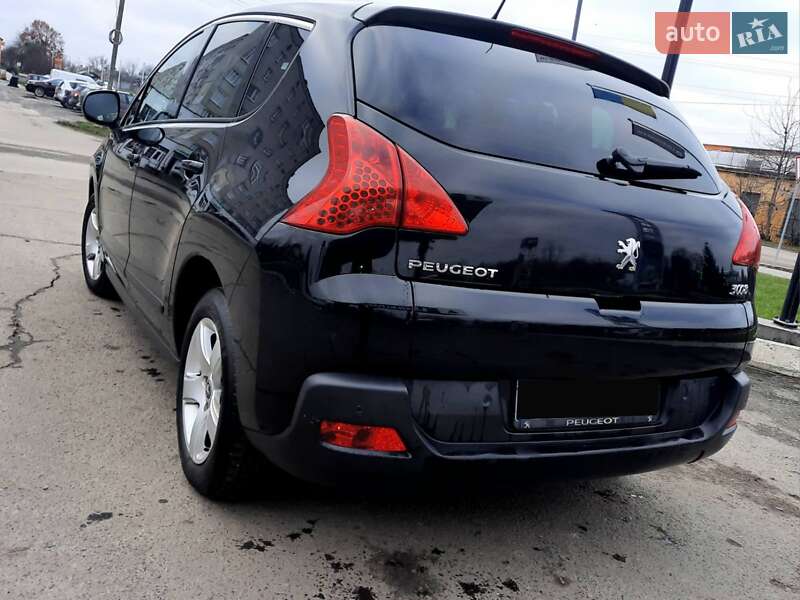 Позашляховик / Кросовер Peugeot 3008 2010 в Рівному
