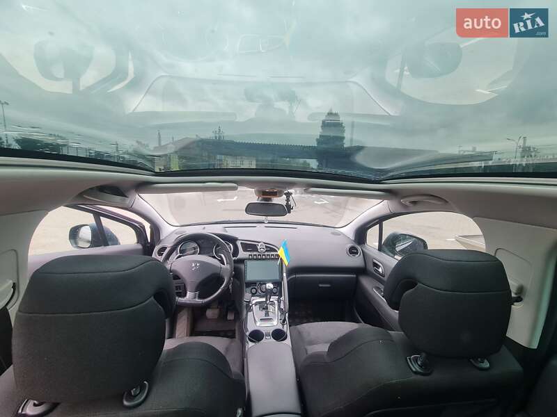 Внедорожник / Кроссовер Peugeot 3008 2010 в Киеве