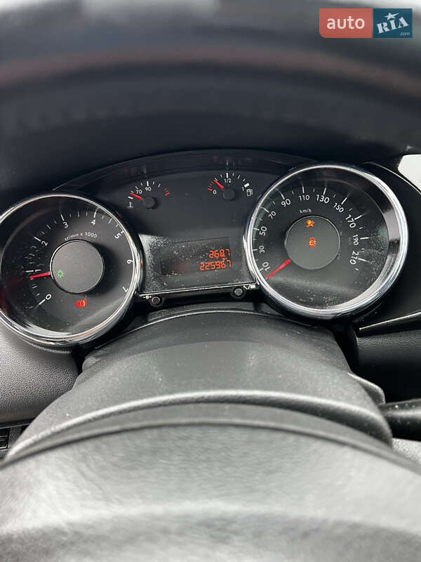 Внедорожник / Кроссовер Peugeot 3008 2010 в Ходорове фото 25 Внедорожник / Кроссовер Peugeot 3008 2010 в Ходорове