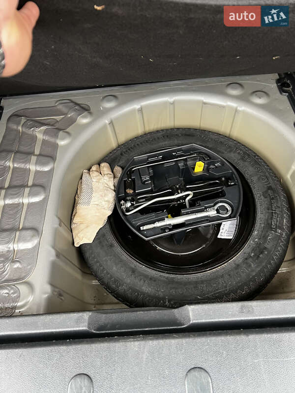 Внедорожник / Кроссовер Peugeot 3008 2010 в Ходорове фото 44 Внедорожник / Кроссовер Peugeot 3008 2010 в Ходорове