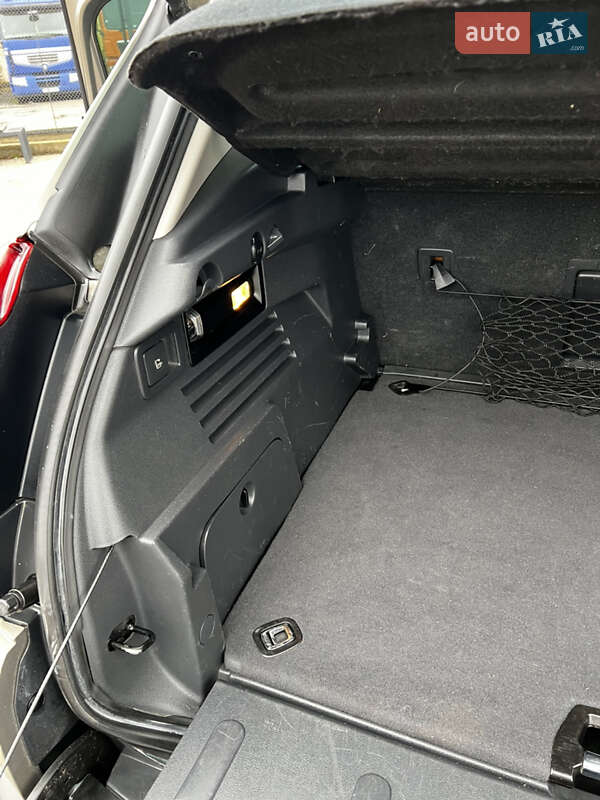 Внедорожник / Кроссовер Peugeot 3008 2010 в Ходорове фото 56 Внедорожник / Кроссовер Peugeot 3008 2010 в Ходорове