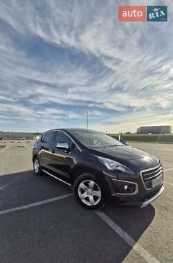 Позашляховик / Кросовер Peugeot 3008 2014 в Львові