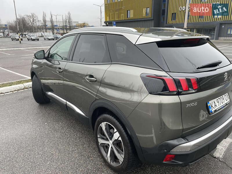 Внедорожник / Кроссовер Peugeot 3008 2019 в Киеве