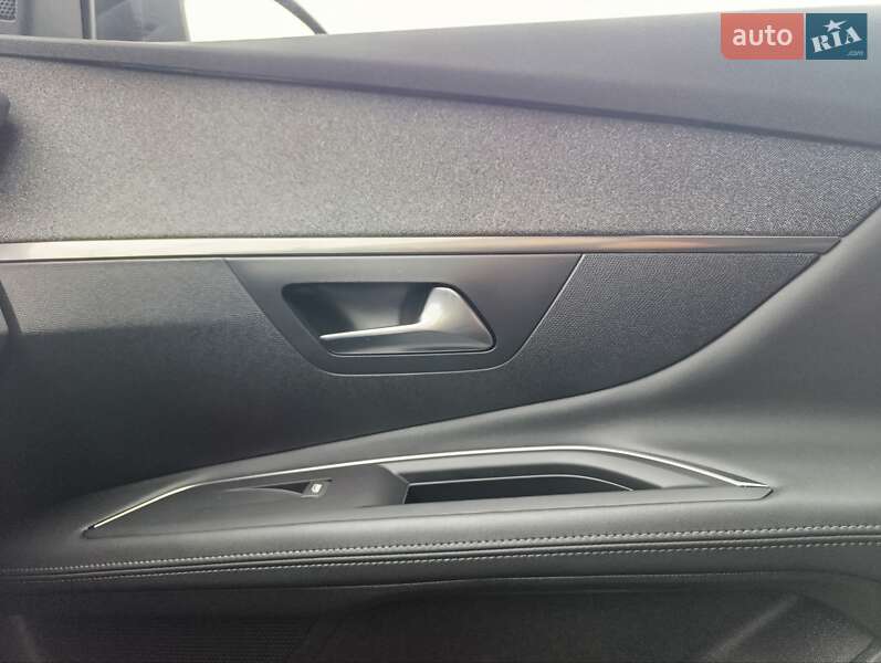 Внедорожник / Кроссовер Peugeot 3008 2019 в Бережанах