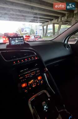 Позашляховик / Кросовер Peugeot 3008 2013 в Дрогобичі