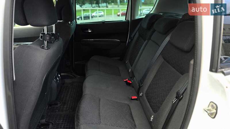 Внедорожник / Кроссовер Peugeot 3008 2014 в Львове фото 37 Внедорожник / Кроссовер Peugeot 3008 2014 в Львове