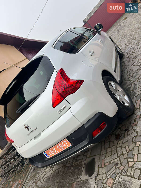 Позашляховик / Кросовер Peugeot 3008 2013 в Шептицькому
