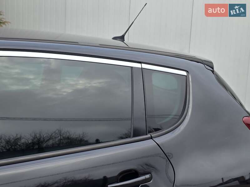 Позашляховик / Кросовер Peugeot 3008 2016 в Івано-Франківську